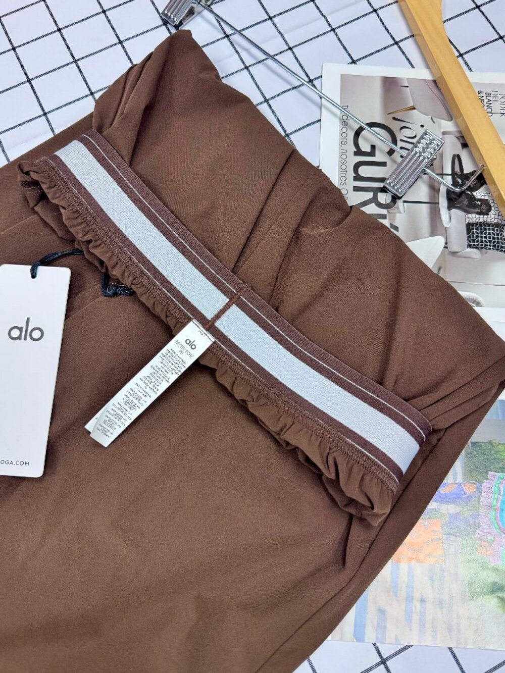 ALO Yoga Women's Straight Leg Pants (Regular) 😉😄Trouser Coffee Brown - Picture 6 of 8